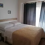 Apartman Tomas *
