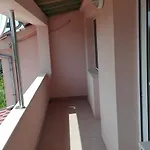 Tomas