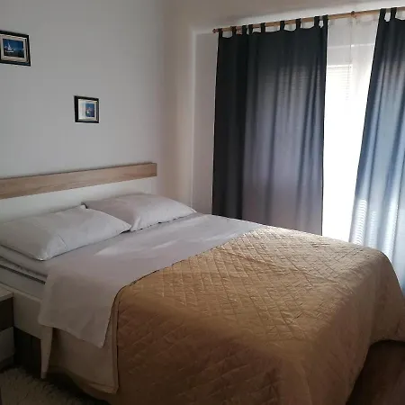 Apartment Tomas *
