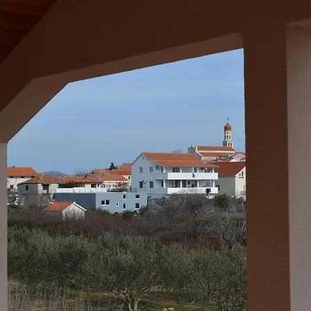 Tomas * Betina (Sibenik-Knin)