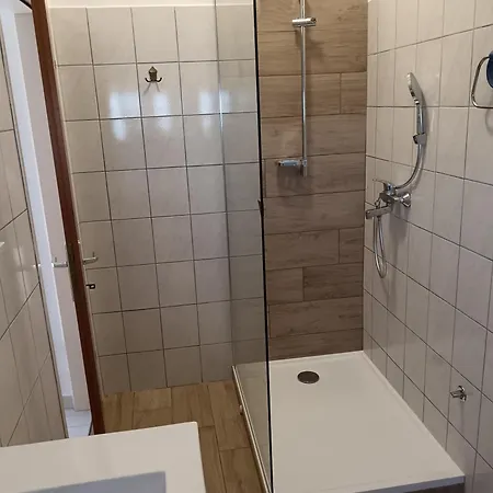Apartman Tomas *