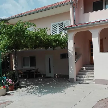 Apartment Tomas