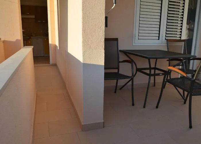 Tomas Betina (Sibenik-Knin)