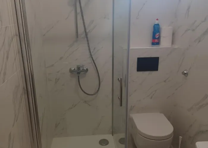 Tomas * Betina (Sibenik-Knin)